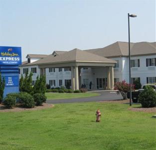 Holiday Inn Express Sneads Ferry