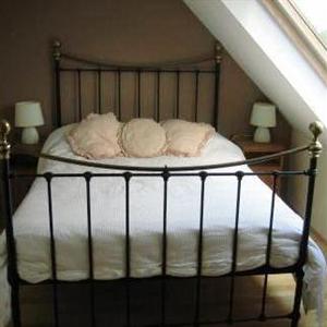 Lugbury House Apartment