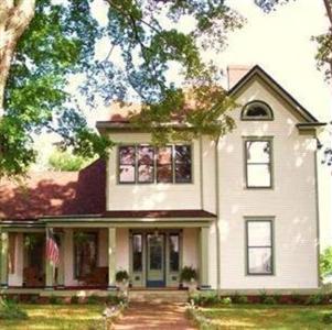 Futrell House Bed & Breakfast