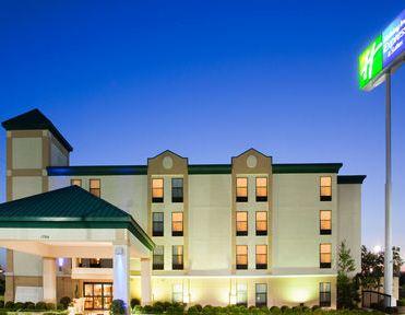 Holiday Inn Express Fayetteville - Ft Bragg