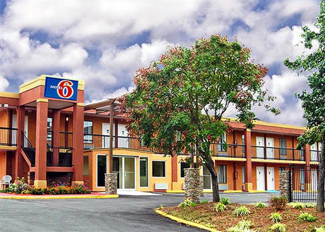 Motel 6 Atlanta - Northeast 4687