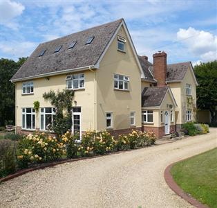 The Newnham White House
