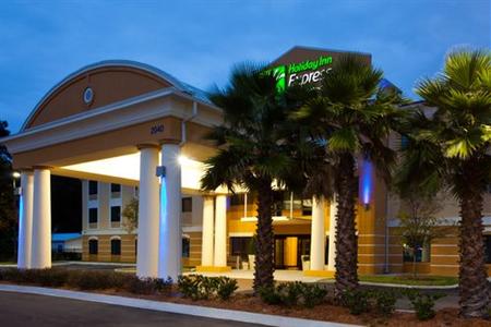 Holiday Inn Express Hotel & Suites Jacksonville - Mayport Beach