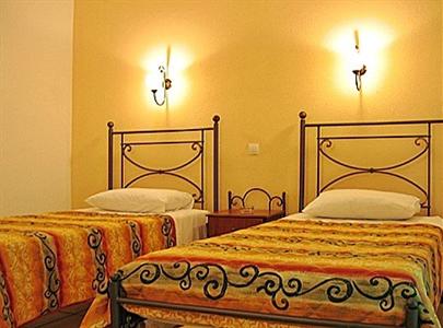 Alonakia Hotel