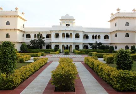 Lake Nahargarh Palace