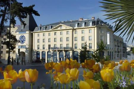 Plessis Grand Hotel