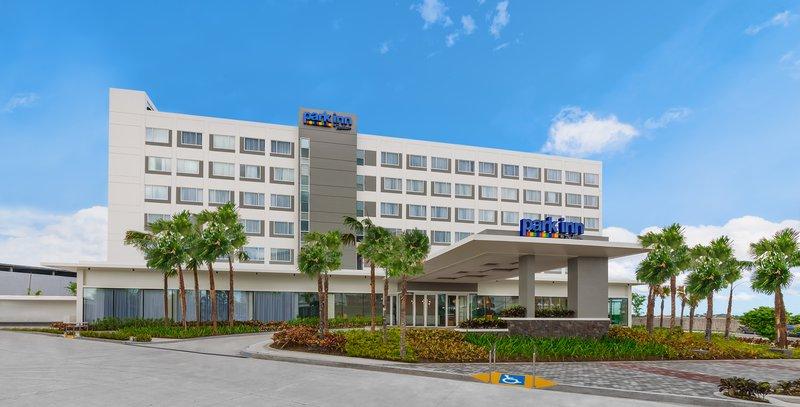 Park Inn By Radisson Clark