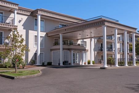 BEST WESTERN Grand Manor Inn