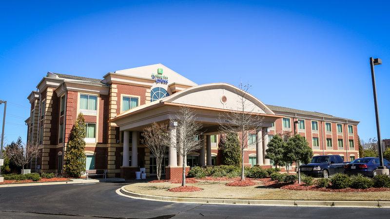 Holiday Inn Express Hotel & Suites Memphis Germantown