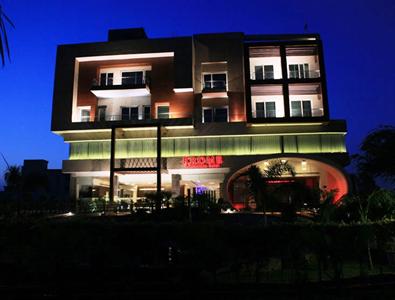 Krome - A - Boutique Hotel