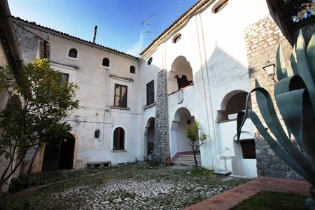 Hotel Villa de Pertis