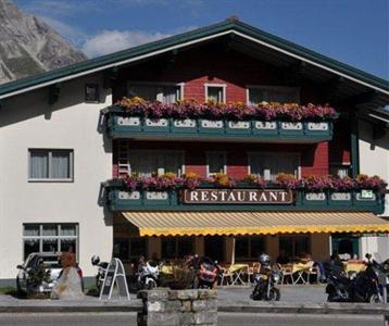 Gasthaus-Pension Walserstube