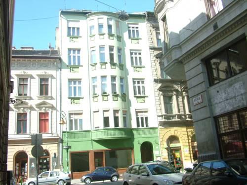 Budapest Guesthouse