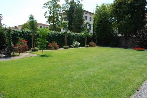 Al Porto di Lucca B&B