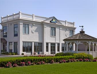 Days Inn Windsor Locks at Bradley International Airport