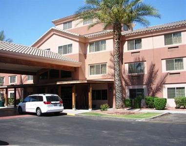 Country Inn & Suites Scottsdale