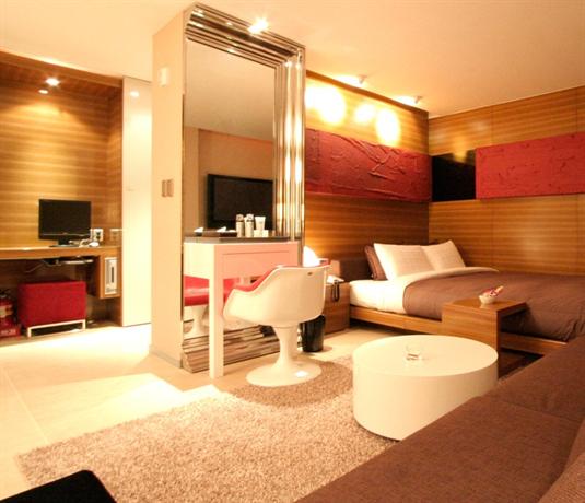 Hotel Tria