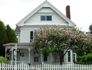 Village Victorian Bed and Breakfast