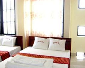 Phuong Loan Hotel