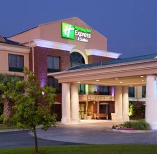 Holiday Inn Express Hotel & Suites Florence Civic Center @ I-95