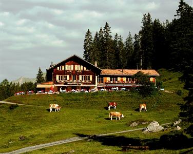 Hotel Oeschinensee im UNESCO-Welterbe