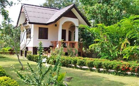 Baansuan Khun Phat Resort Thong Pha Phum