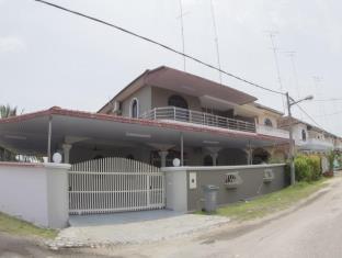 Muar Warni Villa 48