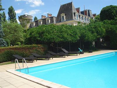 Chateau De Lalande