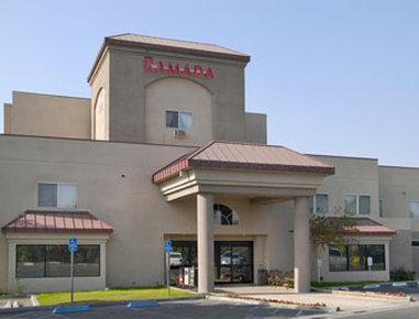 Ramada Suites Bakersfield