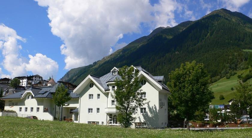 Apart Maximilian Ischgl