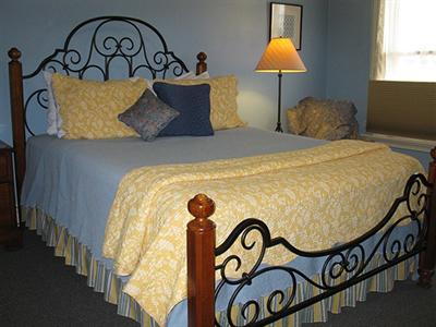 Carlisle House Bed & Breakfast