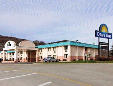 Days Inn Portage Wisconsin