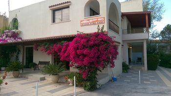 Droushia Holiday Apartments