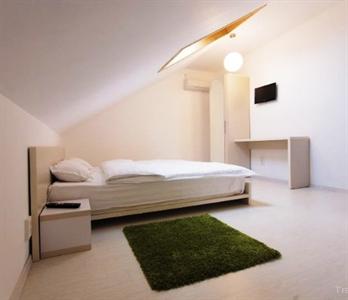 Studio Inn