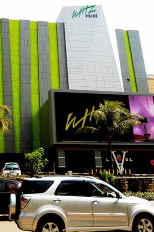 Whiz Prime Kelapa Gading