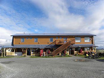 Beluga Lookout Lodge and RV Park