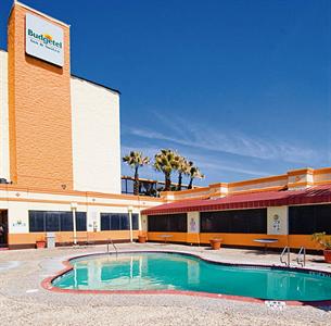 Budgetel Inn & Suites Airport San Antonio