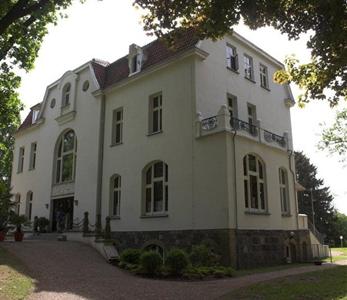 Pension Schloss Drosedow Wustrow