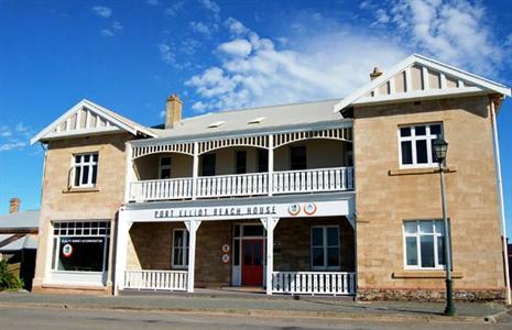 Port Elliot Beach House YHA