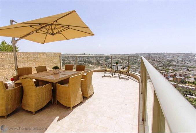 Hora Rentals - Avraham Perrera St Apartment