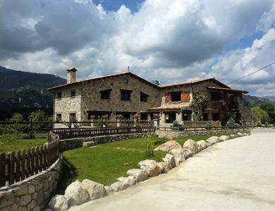 Alojamiento Rural y Casa de Colonies Pedraforca