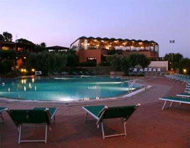 Villaggio Club Porto Rhoca