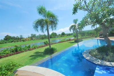 Wateredge Villa