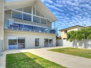 Silver Sands Beach House