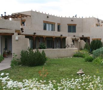 Adobe & Stars Inn Taos