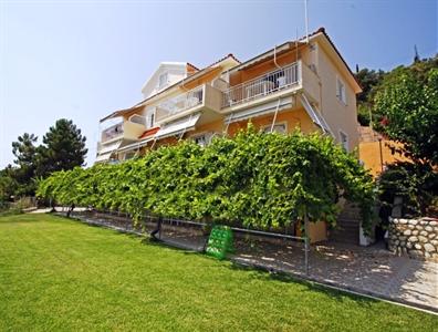 Rosas Beach Studios