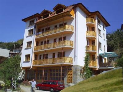Family Hotel Byalata Kashta
