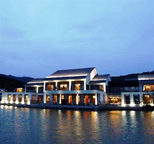 Huanxiu Resort and Spa