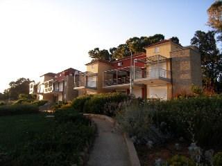 Dialiskari Villas Marathopoli