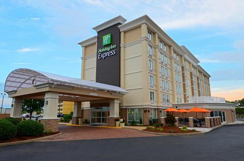 Holiday Inn Express Hotels- Hampton